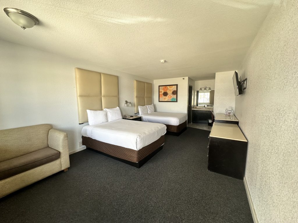 Standard Room, 2 Double Beds, Non Smoking